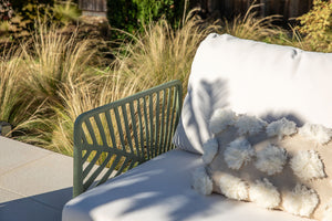 HENDERSON - Salon de Jardin en résine PP 50% recyclé avec coussin