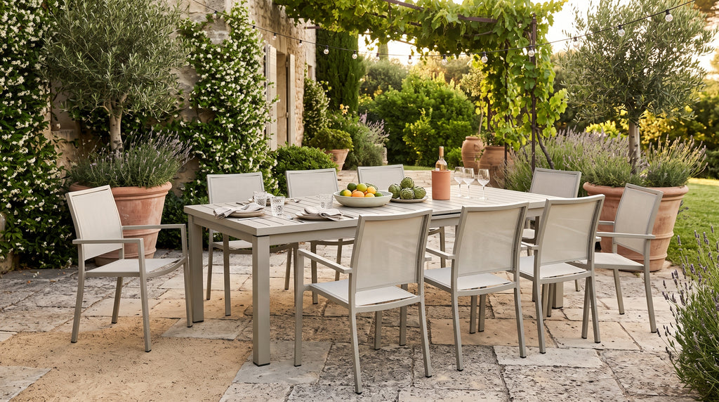 Ensemble repas Santorin 8 pers. - 1 table et 8 fauteuils
