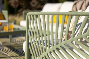 HENDERSON - Salon de Jardin en résine PP 50% recyclé avec coussin