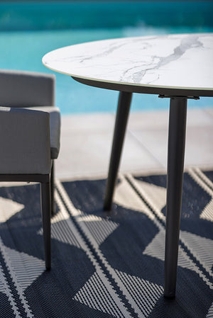 Ensemble repas FORMENTERA - table et fauteuils