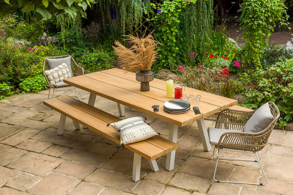 Table de jardin en teck et aluminium - SEYCHELLES